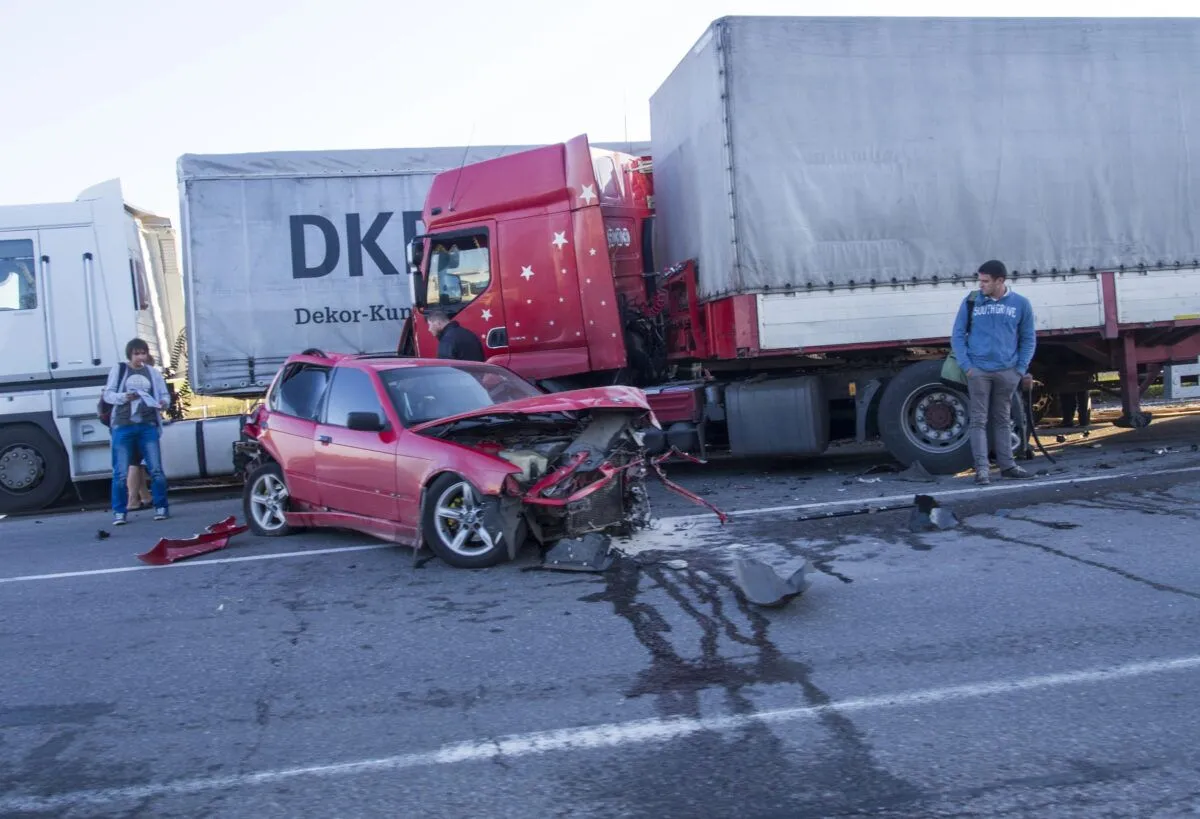 7 Important Things to Do After a Truck Accident